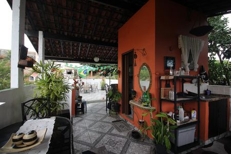 Casa para alugar com 100m², 2 quartos e 1 vagaTerraço