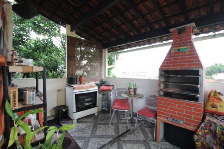 Casa para alugar com 100m², 2 quartos e 1 vagaTerraço