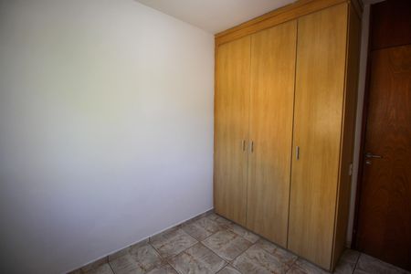 Apartamento à venda com 80m², 3 quartos e 2 vagasQuarto 2