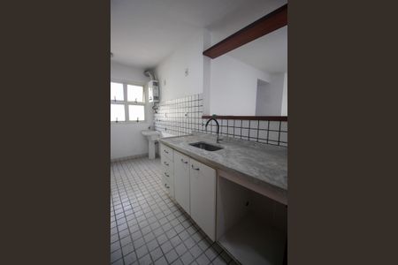 Apartamento à venda com 80m², 3 quartos e 2 vagasCozinha e Área de Serviço