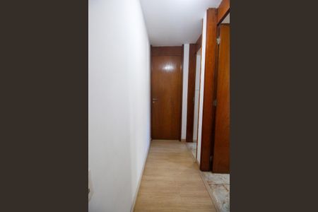 Apartamento à venda com 80m², 3 quartos e 2 vagasCorredor