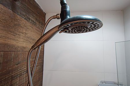 Banheiro Social de apartamento para alugar com 3 quartos, 135m² em Jacarepaguá, Rio de Janeiro
