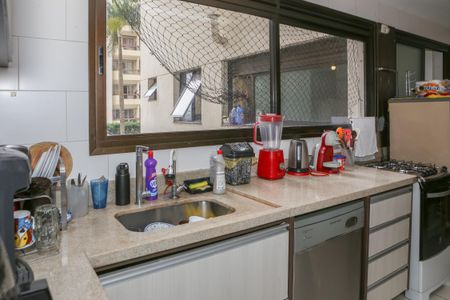 Apartamento à venda com 177m², 4 quartos e 3 vagasCozinha