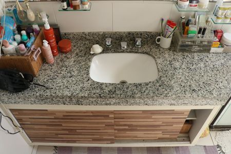 Apartamento à venda com 177m², 2 quartos e 3 vagasBanheiro da Suíte 2