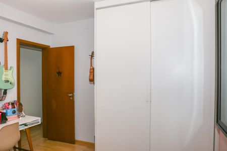 Apartamento à venda com 177m², 4 quartos e 3 vagasSuíte 2