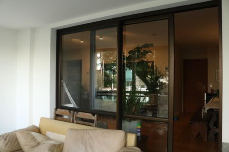 Apartamento à venda com 177m², 2 quartos e 3 vagasVaranda