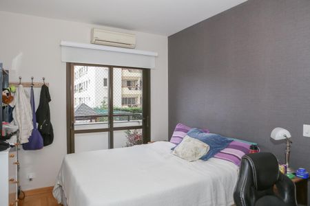 Apartamento à venda com 177m², 4 quartos e 3 vagasSuíte 1