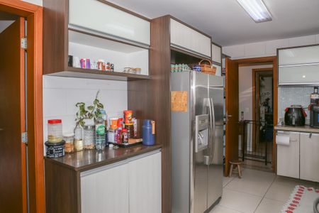 Apartamento à venda com 177m², 4 quartos e 3 vagasCozinha