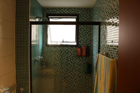 Apartamento à venda com 177m², 2 quartos e 3 vagasBanheiro 1