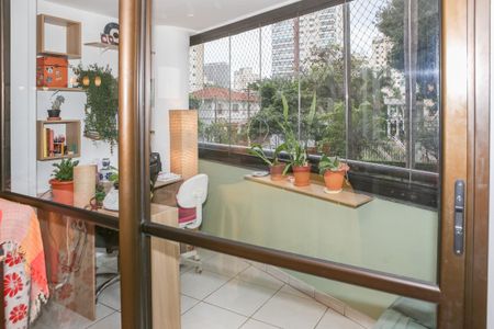 Apartamento à venda com 177m², 4 quartos e 3 vagasEscritório