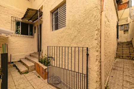 Casa para alugar com 80m², 3 quartos e sem vagaFachada