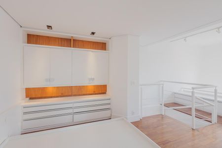 Apartamento para alugar com 67m², 1 quarto e 2 vagasSuíte