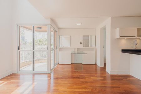 Sala de apartamento para alugar com 1 quarto, 67m² em Pinheiros, São Paulo