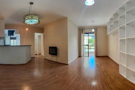 Apartamento para alugar com 2 quartos, 70m² em Vila Suzana, São Paulo