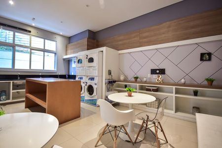 Apartamento para alugar com 38m², 1 quarto e 1 vagaÁrea comum - Lavanderia