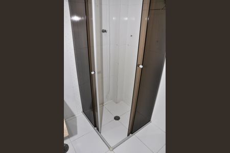 Apartamento à venda com 84m², 2 quartos e 1 vaga Apartamento à venda com 84m², 2 quartos e 1 vagaBanheiro