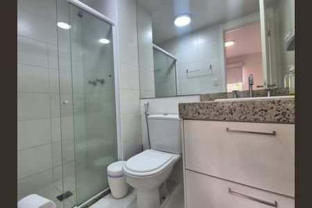 Apartamento para alugar com 80m², 2 quartos e 1 vaga Apartamento para alugar com 80m², 2 quartos e 1 vagaBanheiro da Suíte 1