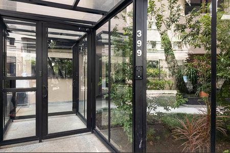 Apartamento para alugar com 35m², 1 quarto e 1 vaga Apartamento para alugar com 35m², 1 quarto e 1 vagaFachada