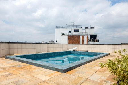 Apartamento para alugar com 35m², 1 quarto e 1 vaga Apartamento para alugar com 35m², 1 quarto e 1 vagaÁrea comum - Piscina