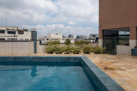 Apartamento para alugar com 35m², 1 quarto e 1 vaga Apartamento para alugar com 35m², 1 quarto e 1 vagaÁrea comum - Piscina