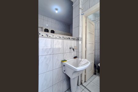 Apartamento à venda com 81m², 2 quartos e sem vaga Apartamento à venda com 81m², 2 quartos e sem vagaÁrea de Serviço