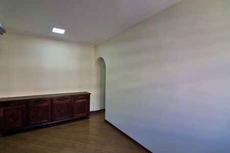 Apartamento para alugar com 70m², 2 quartos e 1 vagaSala 