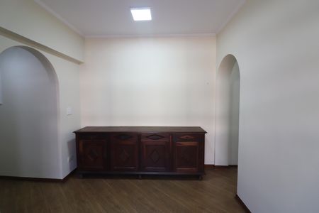 Apartamento para alugar com 70m², 2 quartos e 1 vagaSala 