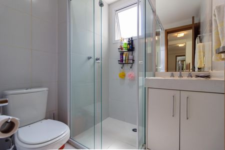 Banheiro de kitnet/studio à venda com 1 quarto, 32m² em Sumaré, São Paulo