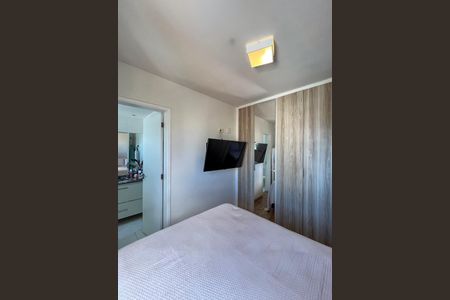 Suite  de apartamento à venda com 2 quartos, 62m² em Vila das Mercês, São Paulo