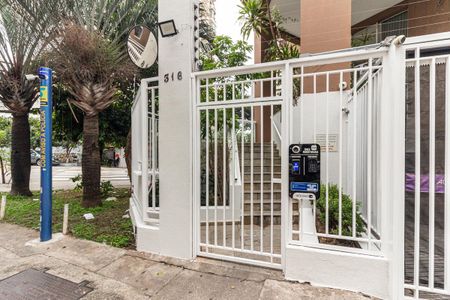 Apartamento para alugar com 30m², 1 quarto e 1 vaga Apartamento para alugar com 30m², 1 quarto e 1 vagaFachada