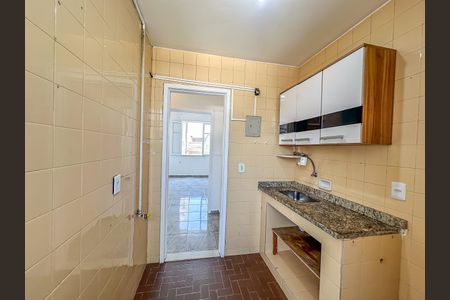 Apartamento para alugar com 77m², 3 quartos e sem vagaCozinha