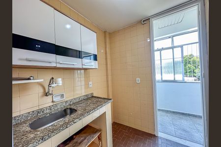Apartamento para alugar com 77m², 3 quartos e sem vagaCozinha
