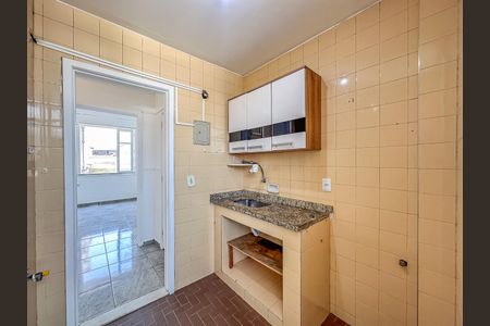 Apartamento para alugar com 77m², 3 quartos e sem vagaCozinha