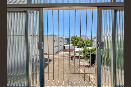 Apartamento para alugar com 77m², 3 quartos e sem vagaÁrea de Serviço