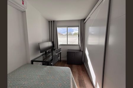 Apartamento à venda com 83m², 3 quartos e 2 vagasQuarto 