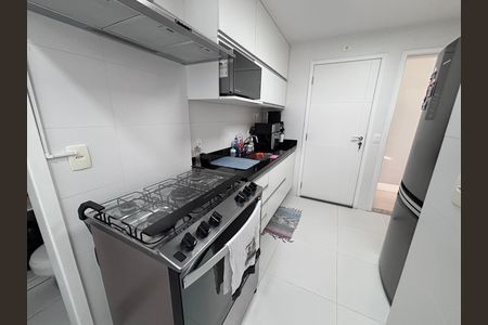 Apartamento à venda com 83m², 3 quartos e 2 vagasCozinha