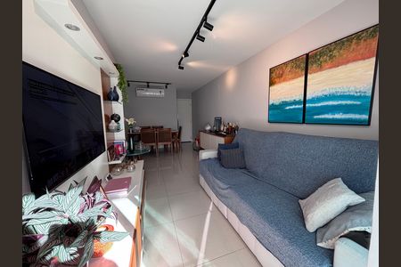 Apartamento à venda com 83m², 3 quartos e 2 vagasSala