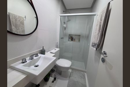 Apartamento à venda com 83m², 3 quartos e 2 vagasBanheiro social