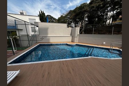 Apartamento à venda com 76m², 3 quartos e 2 vagas Apartamento à venda com 76m², 3 quartos e 2 vagasÁrea comum - Piscina
