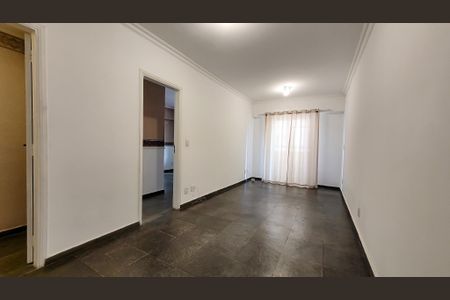 Sala de apartamento para alugar com 1 quarto, 79m² em Centro, Campinas