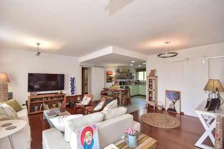 Sala de apartamento para alugar com 2 quartos, 112m² em Vila Suzana, São Paulo