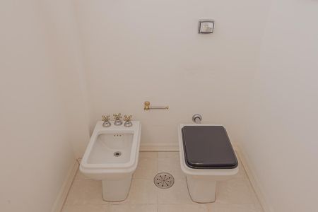 Apartamento para alugar com 161m², 3 quartos e 1 vagaBanheiro da Suíte