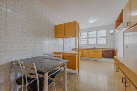 Apartamento para alugar com 161m², 3 quartos e 1 vagaCozinha