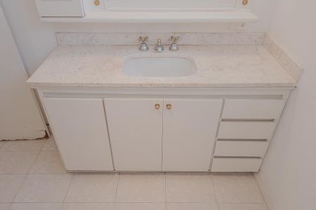 Apartamento para alugar com 161m², 3 quartos e 1 vagaBanheiro da Suíte