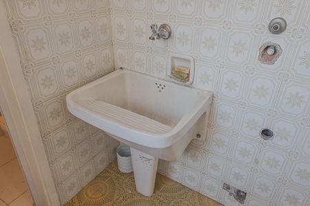 Apartamento para alugar com 161m², 3 quartos e 1 vagaÁrea de Serviço