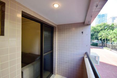 Apartamento para alugar com 57m², 1 quarto e 1 vagaVaranda