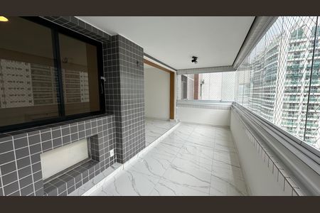 Varanda de apartamento para alugar com 3 quartos, 108m² em Barra da Tijuca, Rio de Janeiro