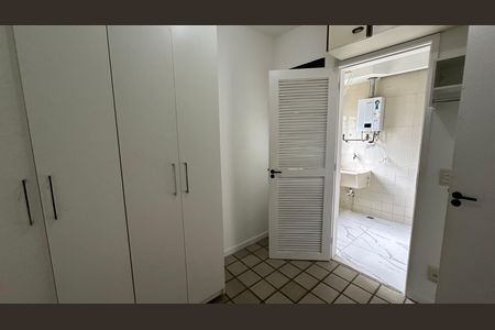 Apartamento para alugar com 108m², 3 quartos e 2 vagas Apartamento para alugar com 108m², 3 quartos e 2 vagasQuarto de Serviço