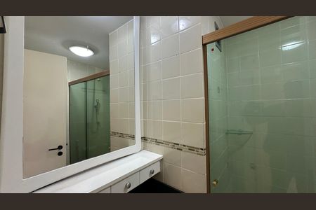 Apartamento para alugar com 108m², 3 quartos e 2 vagas Apartamento para alugar com 108m², 3 quartos e 2 vagasBanheiro social