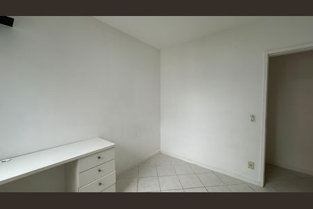 Apartamento para alugar com 108m², 3 quartos e 2 vagas Apartamento para alugar com 108m², 3 quartos e 2 vagasQuarto 2